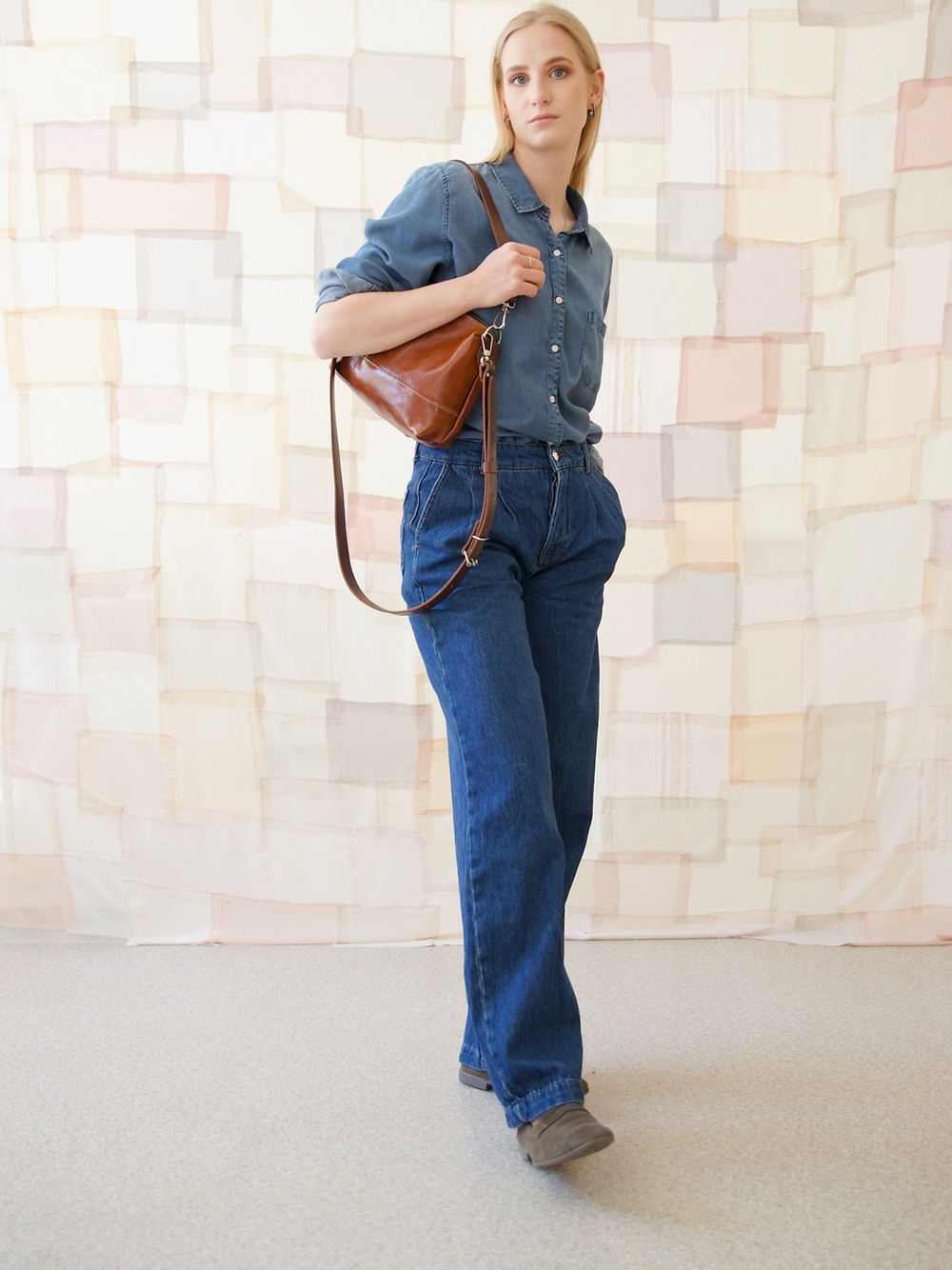 ROBIN Leather Handbag with Two Handles - Ginger Brown